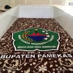 Custom Kantor 002